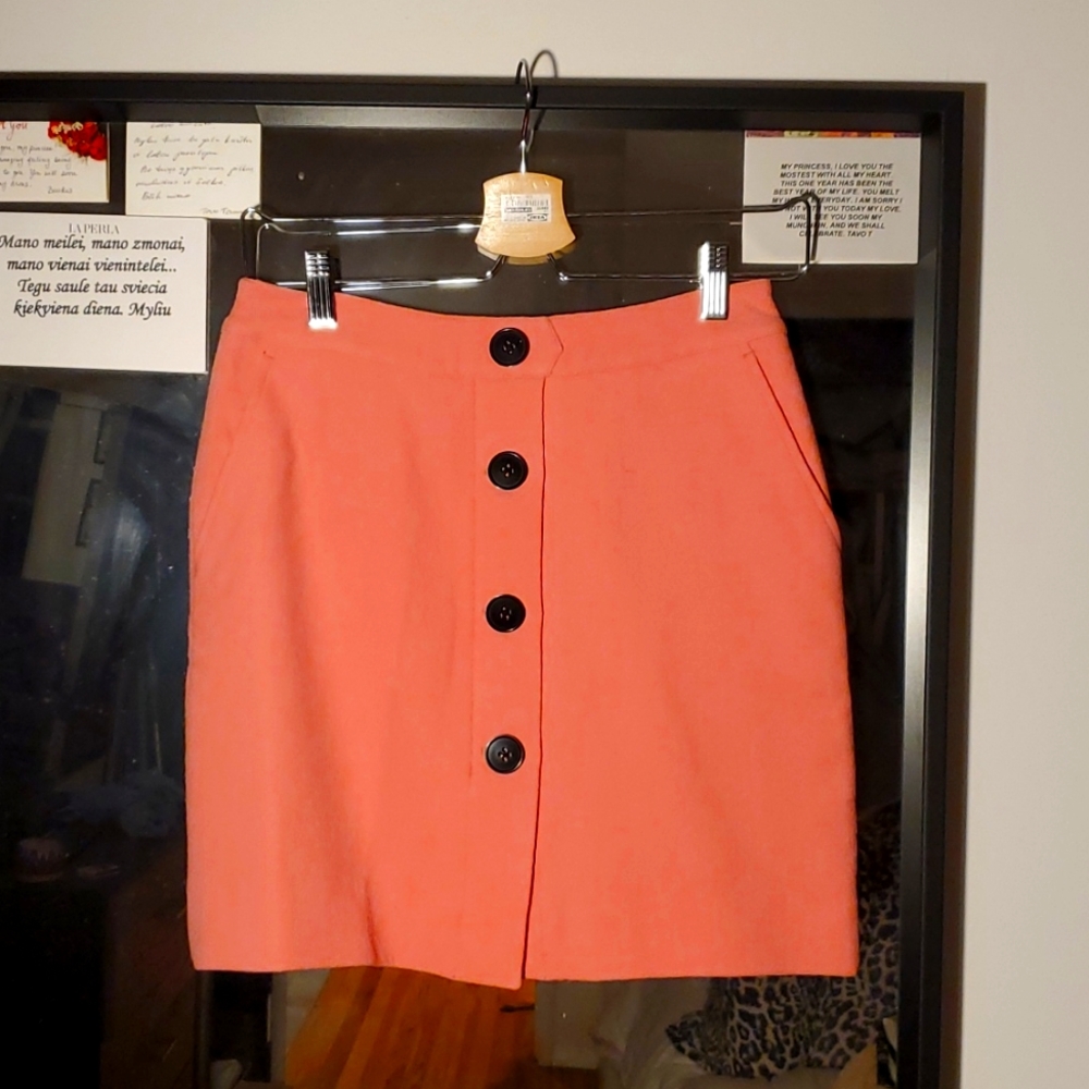 Bubble gum pink, heave weight skirt. Mini!